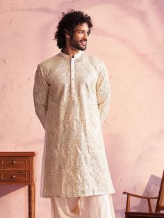 Vastramay Men's Cream Georgette Embellished Kurta Georgette Kurta, Festive Wedding, Men Cream, Sleeves Top, Georgette Fabric, Collar Top, Mandarin Collar, Top Pattern, Straight Cut