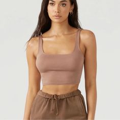 Retired Sold Out Style &+ Colorway Brand New W/ Tags Attached Upscale High Quality High-End Luxury Designer Brand Joah Brown Square Neck Crop Top Tank Top. Size S/M (4-6) In Sienna Colorway. Sold Out. Retired &+ No Longer Available -- Bnwt "..An Essential Crop Modal Tank W/ A Square Neckline. Modal Fabric Is Ultra Comfortable,, Softer Than Soft,, &+ Breathable Too. You'll Want To Live In It -- &+ We Dont Blame You.." S/M (4-6) 95% Micro Modal 5% Spandex Made In Los Angeles,, Usa Purchased When 1 Everyday Brown Crop Top, Black Ribbed Top, Brown Corset, Brown Crop Top, Brown Tops, Brown Square, Joah Brown, Black Camis, Grey Tank Top