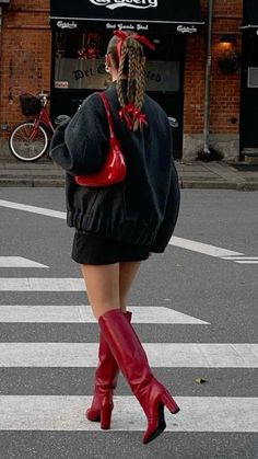 00s Mode, Rok Outfit, Look Legging, Neue Outfits, Red Boots, Outfit Trends