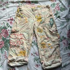 Rare Vintage Da-Nang Bedazzled/Studded Cargo Pants/Capris. Baby Pink, Light Blue, Turquoise, Aqua, Goldenrod/Mustard Yellow, Coral Red Patterned Fabric, Pink Rhinestones, Brass Studs, Silver And Aqua Rhinestones Decorate The Images, There’s Writing On Some Of The Pattern (It’s Part Of The Design), The Pockets Are Huge, Can Be Worn Slouchy And Lowrise Measurements Taken Laying Flat: Waist: 16.5”, Does Have Adjustable Waistband On The Back. Hips: 24” Rise: 9” Inseam: 20” (While Cuffed) Thigh: 12” Pink Cotton Cropped Leg Pants, Pink Cropped Cotton Pants, Pink Cropped Leg Pants For Spring, Pink Capri Bottoms For Spring, Pink Capri Pants For Spring, Pink Capri Length Pants For Summer, Pink Capri Length Bottoms For Spring, Pink Capri Length Pants For Spring, Pink Spring Capris With Pockets