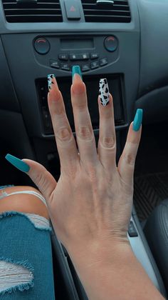 Western Nails For Prom, Turquoise Nails Western Cow Print, Western Cowgirl Nails, Country Chic Nails, Dark Blue Western Nails, Western Hoco Nails, Easy Western Nail Designs, Western Bestie Tattoos, Teal And Cow Print Nails