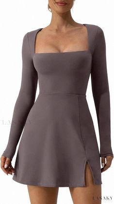 Lasaky - V-Neck Bodycon Bustier Top with Long Sleeves and Slit Bell Flare Maxi Dress Carhartt Vest Outfit, Tight Long Sleeve Dress, Socialite Style, Tennis Outfits, European Dress, Bodice Dress, Color Cafe, Flare Mini Dress, Bustier Top