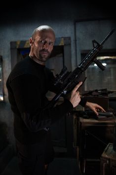 Jason Statham Mechanic, Jason Statam, Mechanic Resurrection, Tommy Lee Jones, Last Ride, Michelle Yeoh