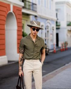 "14 Women's Cargo Pants with a Workwear Feel: Stylish and Functional" Beige Fashion Men, Mens Beige Pants Outfits, Mens Fashion Spring 2023, Beige Pants Men Outfit, Men Beige Pants Outfit, Beige Men Outfit, Beige Pants Outfit Men, Beige Outfit Men, Tan Pants Outfit