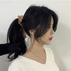 Korean Haircuts Long Hair, Face Framing No Bangs, Chinese Curtain Bangs, Curtain Bangs Medium Hair Asian, Side Bangstyle Hair Long Straight, Asian Haircut Bangs, Asian Curtain Bangs Medium Hair, French Bangs Asian Hair, French Layered Haircut