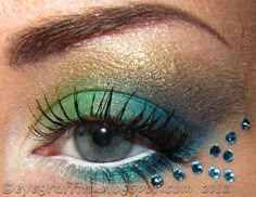 Mermaid Eye Makeup, Trucco Smokey Eye, Makeup Carnaval, Mermaid Eyes, Eye Makeup Ideas