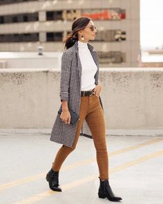 Work Outfits Frauen, Old Navy Outfits, Fall Fashion Coats, Outfit Chic, Business Casual Outfits For Women, Paris Mode, Business Casual Outfits For Work, Summer Work Outfits, Mode Casual