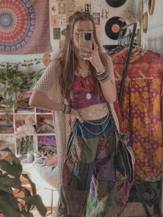 Stile Hippie Chic, Looks Hippie, Moda Hippie, Look Boho Chic, Hippie Lifestyle, Fest Outfits, Estilo Hippy, Mode Hippie, Earthy Outfits