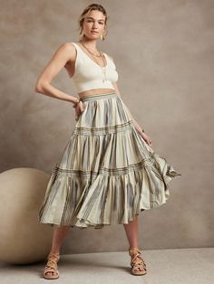 Zephyr Midi Skirt | Banana Republic Tiered Midi Skirt Outfit, Midi Skirt Outfit Summer, Midi Skirt Outfits Summer, Layers Skirt, Flouncy Skirt, Midi Skirts Summer, Skirt Outfit Summer, Skirt Tiered, Midi Skirt Outfit