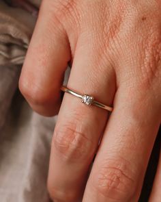 Promise Rings For Her Simple Silver, Promise Rings Sterling Silver, Engagement Rings Stackable, Vintage Inspired Wedding Band, Nature Inspired Engagement Rings, Trendy Engagement Rings, Nature Inspired Wedding Bands, Purity Rings, Nature Wedding Ring