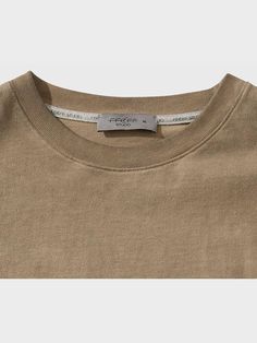 This is a casual and comfortable long sleeve t-shirt that is made out of high quality cotton 100% fabric. With design detail of F logo print on the sleeve and unique washing, it gives a trendy and casual mood.- Unique faded washing detail- Ribbed neckline- Logo print on the sleeve- Woven label on the back neckline Khaki Cotton T-shirt For Fall, Casual Khaki Cotton Sweatshirt, Beige Cotton Long Sleeve Top, Beige Long Sleeve Cotton Top, Long Sleeve Beige Cotton Top, Everyday Brown Cotton Sweatshirt, Long Sleeve Organic Cotton Tops For Streetwear, Khaki Long Sleeve Urban Tops, Casual Brown Organic Cotton Tops