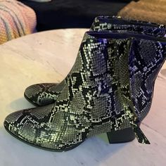 Brand New With Tags Snake Skin Pattern Boots- Black And White And Textured Size 9 Snake Skin Boots Outfilet White, Black And White Snake Boots, Snake Skin Pattern, Boots Patterns, Skin Pattern, Snakeskin Heels, Navy Shoes, Boots Black, Shoes Heels Boots