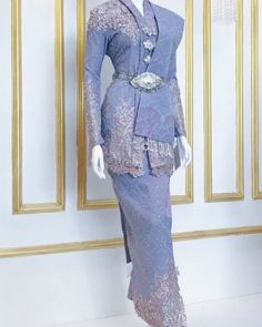 Songket Dress Modern, Brukat Modern, Songket Dress, Ootd Kebaya, Wedding Attire For Women, Kebaya Brukat