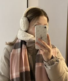 Winter Earmuffs Aesthetic, Winter Outfits Y2k Snow, Earmuffs Aesthetic Outfit, Coquette Outfit Aesthetic Winter, Girly Girl Winter Outfits, Princess Core Winter Outfits, Cute Earmuffs Outfit, Coquette Winter Outfits Aesthetic, Hyper Feminine Aesthetic Outfits Winter