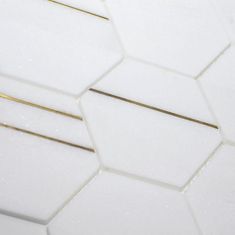 Inlay Brass Gold Hexagon Thassos Tile-Mineral Tiles Gold Tile Backsplash, Tile For Kitchen Backsplash, Bronze Tiles, Bar Tile, Backsplash Bathroom Wall, Hexagon Tile Floor, Tile For Kitchen, Dallas House, Bath Tile