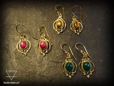 Ethnic brass earrings with semi precious stone Size: 3.8 cm Sold by pair Brass, unlike gold, is a metal that can oxidize over time. To avoid and delay this oxidation, I recommend that you do not sleep with your jewels, and not expose them to water. If, however, they come to tarnish, you can revive their color by cleaning them with toothpaste or lemon. Sends in follow-up mail within 1 to 3 days following your order. Thank you for your visit ! Ornate Oxidized Brass Earrings, Bohemian Brass Earrings With Gemstone, Bohemian Brass Gemstone Earrings, Byzantine Brass Pierced Earrings, Handmade Byzantine Brass Earrings, Brass Hoop Earrings, Semi Precious Stone, Green Quartz, Large Earrings