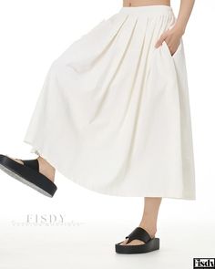 Fisdy - Loose Pleated Midi Skirt with Hip-covering Length Color Skirt, White Skirt, Pleated Midi Skirt, Types Of Skirts, Olivia Mark, White Skirts, Skirt Length, Long Skirt, Pleated Skirt