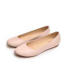 Diana - simple, comfy ballet flats are made of high-quality suede or grain leather. The insole made of a soft calfskin ensures comfort of use. A classic model in a rich colors perfect for bride and bridesmaids for comfy wear during wedding or after to change into. Sizes UK, EU, US and feet dimensions in centimeters and inches 3 UK / 36 EU / 5 US insoles length 24 cm = 9.4 inches 4 UK / 37 EU/ 6 US insoles length 24.5 cm = 9.6 inches 6 UK / 38 EU / 7 U insoles length 25 cm = 9.8 inches 7 UK/ 39 E Ballet Flats With Leather Sole And Low Heel, Leather Sole Ballet Flats With Low Heel, Medium Width Ballet Flats With Rubber Sole, Slip-on Ballet Flats With Removable Insole, Slip-on Ballet Flats With Leather Sole, Soft Sole Closed Toe Ballet Flats, Wedding Flats With Leather Sole, Leather Ballet Flats For Wedding, Leather Wedding Flats With Leather Sole