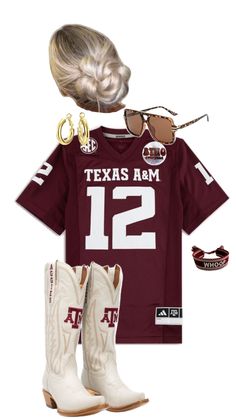 College Dorm Room Decor, Jersey Outfit, College Dorm Rooms, Gameday Outfit