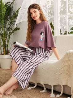 Cute Lounge Outfits, Drop Shoulder Top, Striped Pant, Comfy Casual Outfits, Sister Outfits