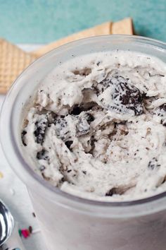 a cup filled with ice cream and chocolate chips