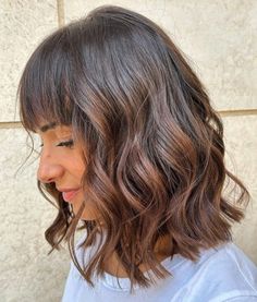 Mid Length Lob, Lob With Side Bangs, Chestnut Brown Balayage, Tousled Lob, Brown Bob Hair, Long Bob With Bangs, Bob Haircuts With Bangs, Bangs Ideas, Wavy Bangs