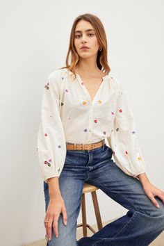 ARETHA COTTON EMBROIDERED BOHO TOP Floral Tops For Women, Blouse Size Chart, Velvet Tees, Embroidery Top, Long Sleeve Flannel, Boho Top, Women Clothing Boutique, New Tops, Casual Denim