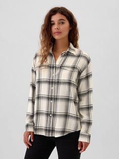 Smooth flannel weave. Dropped shoulder, long sleeves with button cuffs. Spread collar, button front. Patch pockets at chest. Curved shirttail hem. Assorted allover plaid. #516600 Women Shirt Top, Big Shirt, Plaid Flannel, Drop Shoulder, Patch Pocket, Gap, Womens Shirts, Long Sleeves, Plaid