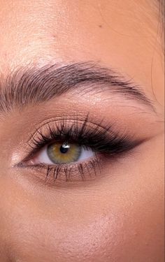 Eye Makeup Hazel Eyes, Simple Bridal Makeup, Wedding Guest Makeup, Hazel Eye Makeup, Day Makeup Looks, Inspo Makeup, Face Beauty, Day Makeup