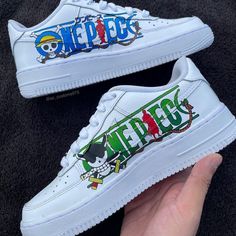 One Piece - Luffy x Zoro Air Force 1 Custom Basket One Piece, Custume Shoes, Luffy X Zoro, Custom Painted Shoes, Custom Shoes Diy, Youthful Design