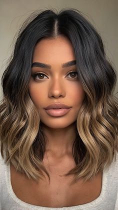 Rock Your Look with Black Hair Short With Highlights Lob Haircuts with Balayage 💁 Short With Highlights, Balayage Long Bob, Haircuts Balayage, Haircuts With Balayage, Wavy Lob Haircut, Lob Haircut Layered, Long Bob Balayage, Balayage Lob, Types Of Hair Color