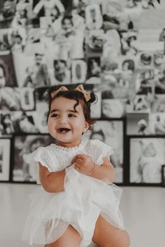 A smile is a curve that sets everything straight 🥰@sara.ham.94 ***TAP TO SHOP*** One Year Pictures, Birthday Pics, 1st Birthday Photos, Birthday Shoot, Monthly Photos, First Birthday Photos, Toddler Age, Photoshoot Inspo, One Piece Outfit