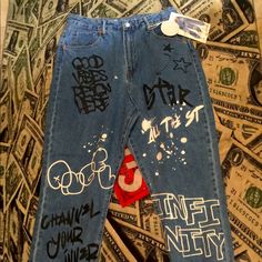 Graffiti Jeans. Streetwear. Boyfriend, High Waist. Size 13. Quotes Written On The Front And Back. Elastic At The Ankle. Brand New. Trendy Fitted Bottoms With Graffiti Print, Trendy Graffiti Print Straight Leg Bottoms, Trendy Cotton Bottoms With Graffiti Print, Graffiti Jeans, Senior Overalls, Jeans Streetwear, Graffiti Font, Painted Jeans, Jeans Color