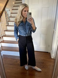 Wide Leg Crops Outfit, Flats With Wide Leg Pants, Wide Leg Cropped Pants Outfits Winter, Wide Leg Navy Pants Outfit, Wide Leg Ankle Pants Outfit, Wide Length Pants Outfits