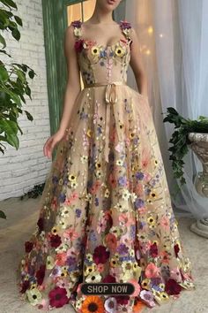 Elegant Color Block Appliques U Neck Evening Dress Spring Banquet Beige Maxi Dress, Spring Beige Maxi Dress For Banquet, Beige Floor-length Dress For Spring, Beige Prom Dress For Spring, Spring Beige Prom Dress, Color Palette Dress, Gaun Tulle, Mango Color, Celebrity Style Dresses