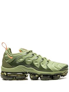 Find NIKE Air Vapormax Plus Alligator/orange Trance Sneakers on Editorialist. green signature Swoosh logo detail round toe front lace-up fastening logo patch at the tongue pull-tab at the heel branded insole signature Air VaporMax sole These styles are supplied by a premium sneaker marketplace. Stocking only the most sought-after footwear, they source and curate some of the most hard to find sneakers from around the world. Cool Nike Sneakers, Green Shoe, Vapormax Nike, Heel Sneakers, Mode Shoes, Air Vapormax Plus, Nike Air Vapormax Plus, Dr Shoes, Pretty Shoes Sneakers