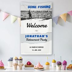 there is a sign on the wall that says welcome to jonathan's retirement party