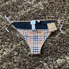 Bnwt Burberry Bikini Bottom Size Large Side Tiesnova Check Patternnever Wornbottom Only, No Top Beige Beachwear Bottoms For Pool, Beige Brief Swimwear For Summer, Burberry Swim, Green Swimsuit, Swimsuit Set, Burberry Women, Check Pattern, Womens Swim, Bathing Suits