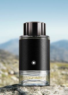 MontBlanc Explorer, 2019 год #parfuminrussia #парфюмерия #новинкипарфюмерии Montblanc Signature Perfume, Montblanc Bag, Mont Blanc Explorer Perfume, Montblanc Explorer Perfume, Montblanc Boheme, Mont Blanc Pen Limited Edition, Best Fragrance For Men