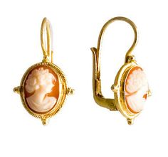 Hand carved Italian cameo, lives up to its beauty in Victorian setting. 24k gold over sterling silver. European backs for pierced ears. Size: 1 Inch. Intaglio Jewelry, Lapis Earrings, Cameo Earrings, Cameo Jewelry, Laurel Burch, Rustic Jewelry, Antique Earrings, Victorian Jewelry, Wedding Bracelet