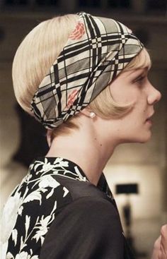 The Great Gatsby Movie, Disco Outfits, Gatsby Movie, Style Année 20, Gatsby Look, Daisy Buchanan, 1920s Hair, Jill Scott, 1920 Fashion