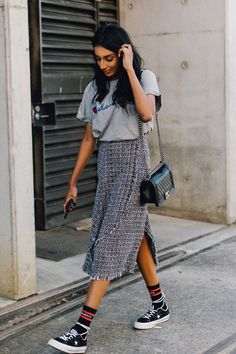 See what Margaret Zhang, Georgia Fowler, and more Australian style stars wore at Resort 2018 Fashion Week Down Under. Australian Style, 30 Outfits, Model Street Style, Bohol, Mode Inspo, Cool Street Fashion, 가을 패션, Cute Summer Outfits