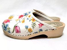 DALA CLOGS White & Multicolor Floral Leather Slip-On Swedish Clogs Size 40 / 9 | eBay Multicolor Slip-on Clogs For Spring, Spring Comfortable Clogs With Removable Insole, Comfortable Spring Clogs With Removable Insole, Comfortable Clogs With Removable Insole For Spring, White Closed Toe Clogs For Spring, Spring Closed Toe Casual Clogs, Casual Closed Toe Spring Clogs, Spring Casual Closed Toe Clogs, White Clogs With Rubber Sole For Spring