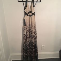 Nwt Beautiful Bebe Dress. Long With Animal Print And A Grecian Style Top With Beaded Detail. Backless And Silk. Size Xs Bebe Cream, Grecian Style, Bebe Dresses, Dress Long, Black Cream, Top Styles, Colorful Dresses, Animal Print, Maxi Dress