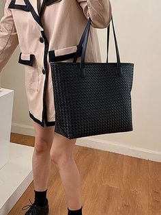 Sku CY-!162768 Material Artificial Leather Feature Woven , Split-joint , Solid Color Occasion Casual , Urban Seasons Spring , Autumn , Winter Type Bags , Handbags , Tote Bags , Shoulder Bags Color GRAY,BLACK Size One_size Casual Large Square Bag, Large Square Bag For Daily Use, Trendy Large Square Shoulder Bag, Large Rectangular Trendy Bag, Black Square Bucket Bag With Handles, Large Square Bag For Everyday Use, Black Square Bucket Bag, Black Rectangular Satchel For Errands, Rectangular Black Satchel For Errands