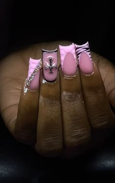 Elegant Christmas Nail Designs, Strengthen Nails, Festive Manicure, Nail Beds, Hard Nails, Drip Nails, Nails Today, Colored Acrylic Nails, French Tip Acrylic Nails