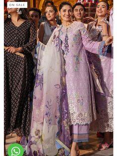 Indian Wedding Bridesmaids, Bridal Maxi Dress, Bridal Maxi, Pakistani Suits Online, Dress Book, Pakistani Lawn Suits, Beautiful Pakistani Dresses