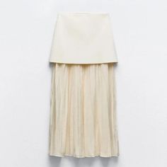 New With Tag Zara S/S 2024 Collection Skirt With A High Elastic Waist. Matching Pleated Semi-Sheer Fabric. Side Hidden In-Seam Zip Closure. Ecru 4192/016 Composition: Outer Shell Main Fabric 54% Polvester 35% Viscose 11% Polyamide Secondary Fabric 74% Viscose 26% Polyamide Which Has At Least: Outer Shell Main Fabric 54% Rcs-Certified Recycled Polyester Clothing Care Guide: Machine Wash Max. 30c/86f Delicate Cycle Do Not Use Bleach / Whitener Iron Maximum 110c/230f Do Not Dry Clean Do Not Tumble White Silk Skirt, Ruffle Long Skirt, Pleated Knit, Zara Skirts, Pleated Fabric, Decoration Inspiration, Sheer Fabric, Clothing Care, Business Attire