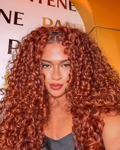 Dark Skin Blonde Hair, Curly Hair Care Routine, Red Curly Hair, Curl Hair, Hippie Hair, Barbie Hair, Honey Hair