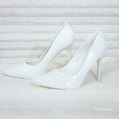 Bright White Patent Approx. 4" High Heel Pumps Pointy Toe With A Cushioned Foot-Bed Matching Colored Sole To Finish Brand New And Runs True To Size White Synthetic High Heel Court Shoes, White Fitted Closed Toe Court Shoes, Fitted White High Heel Court Shoes, Classic White Synthetic Heels, Foot Bed, Heel Pumps, High Heel Pumps, Bright White, Pumps Heels